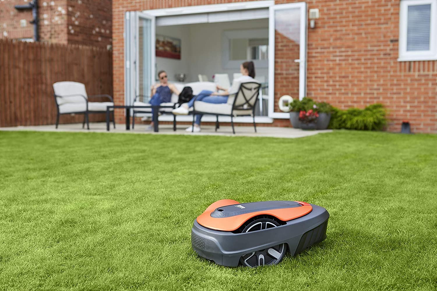 Flymo EasiLife Robot Tondeuse à gazon